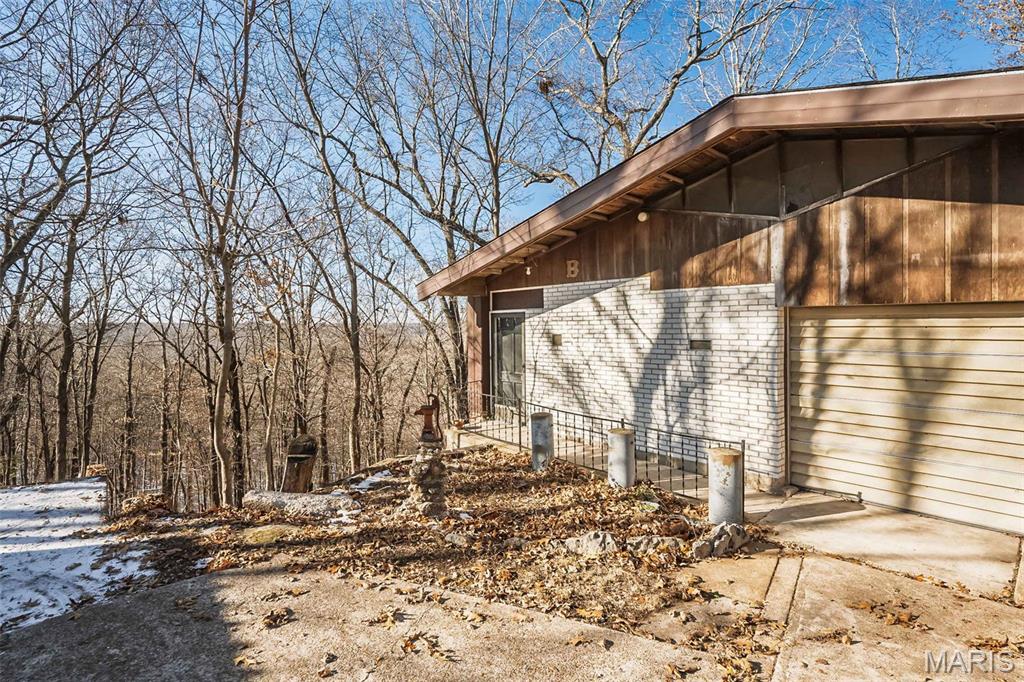 3512 E Rock Creek Road