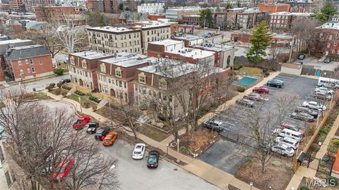 Tiny photo for 335 N Boyle Avenue #D4, St Louis, MO 63108 (MLS # 25082547)