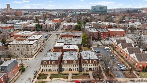 Tiny photo for 335 N Boyle Avenue #D4, St Louis, MO 63108 (MLS # 25082547)