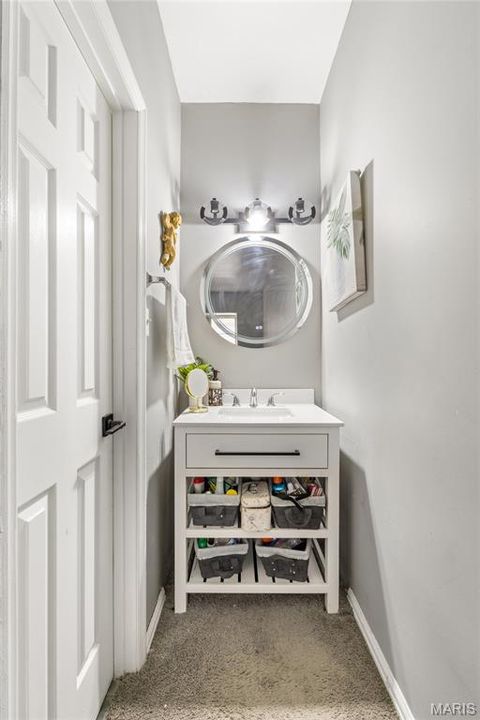 Tiny photo for 335 N Boyle Avenue #D4, St Louis, MO 63108 (MLS # 25082547)