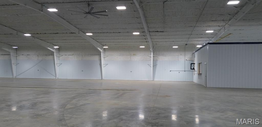 0000 - Commercial Sale