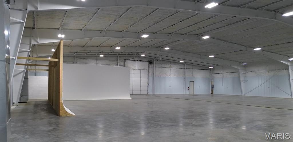 0000 - Commercial Sale