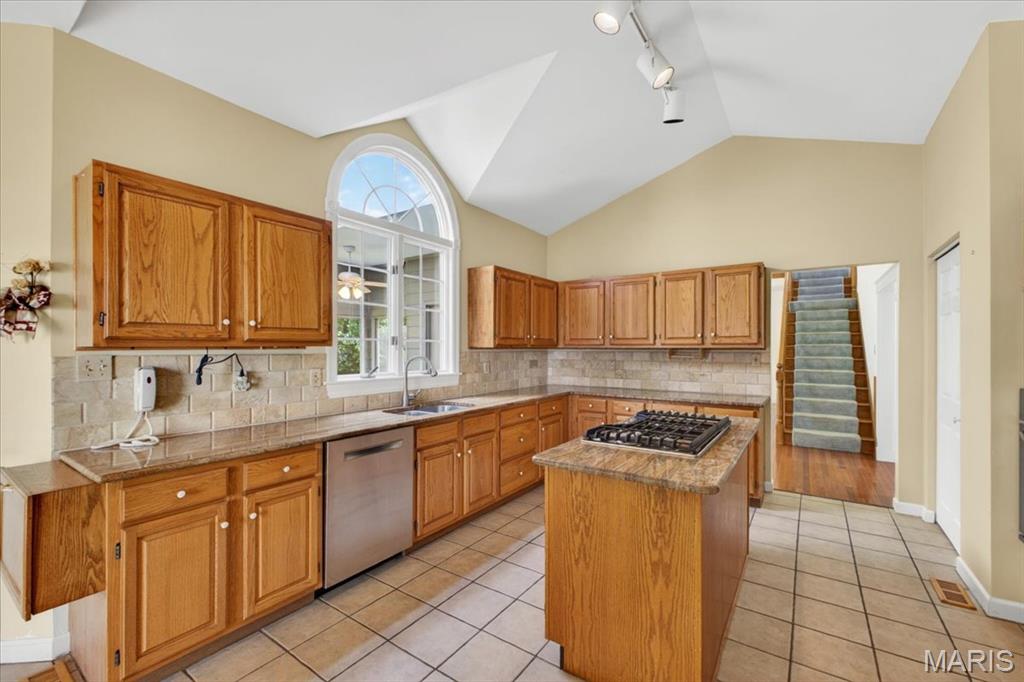 Turnberry Place I - Residential