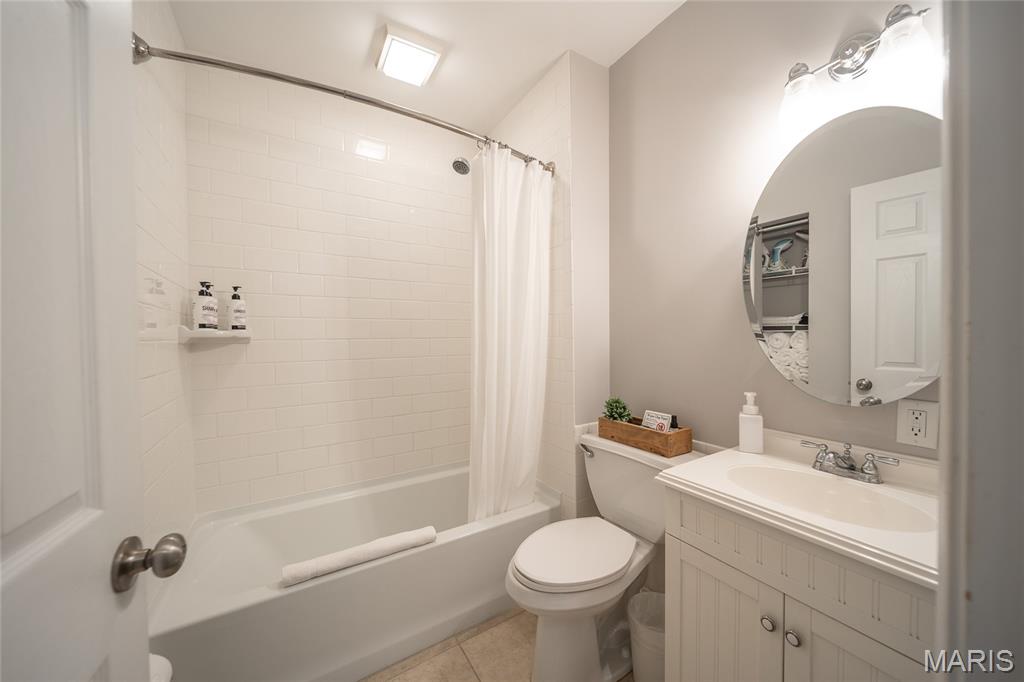 Horseshoe Bend #6 - Residential