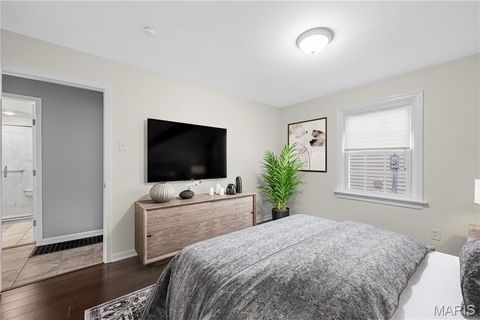 Tiny photo for 524 Couch Avenue, Kirkwood, MO 63122 (MLS # 25079176)