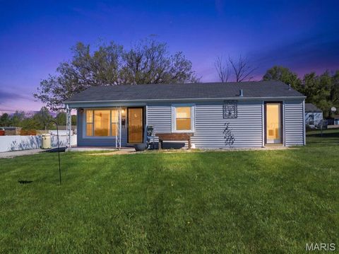 Photo of 105 Wagner Street, Wentzville, MO 63385 (MLS # 26023092)