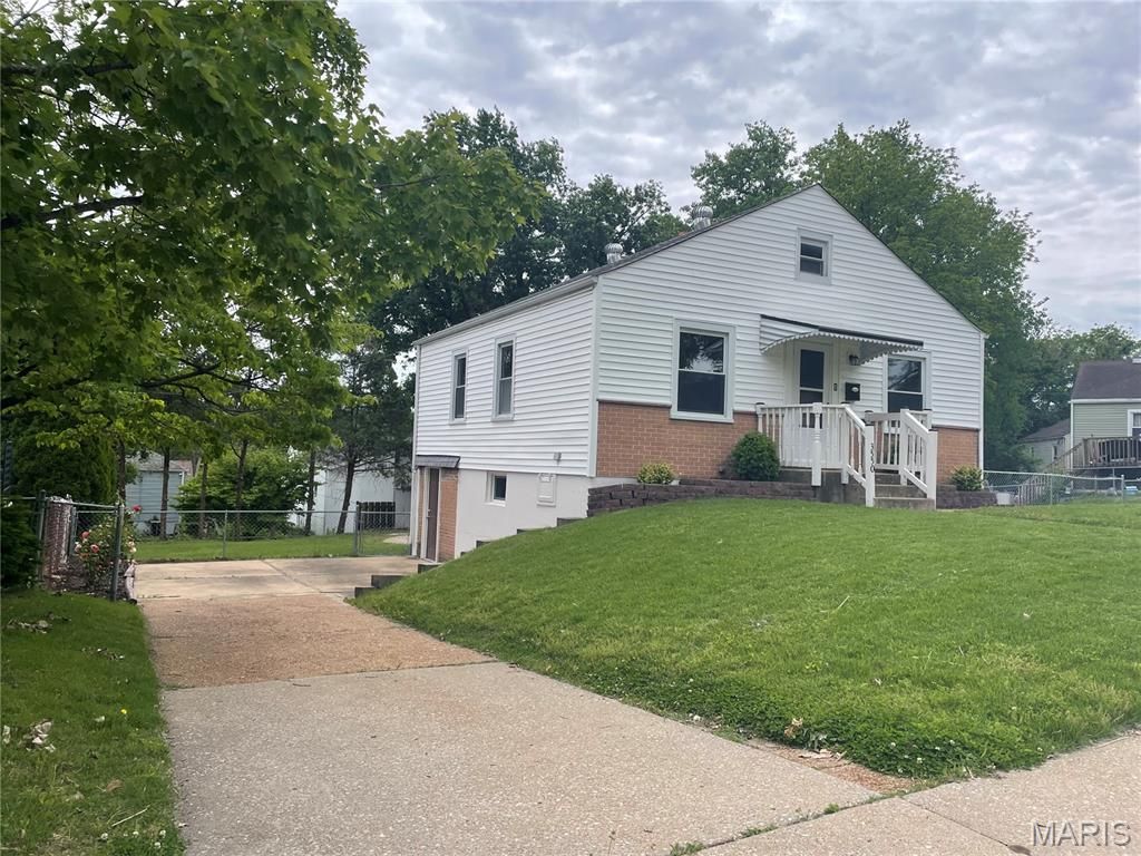 Photo of 3550 Saint Christopher Lane, St Ann, MO 63074 (MLS # 26028554)