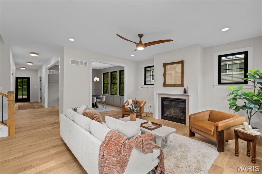 Zeta Dell - Residential