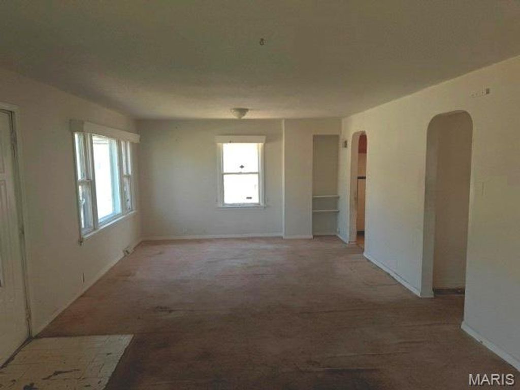 Photo of 8732 Shirley Avenue, St Louis, MO 63121 (MLS # 26020692)