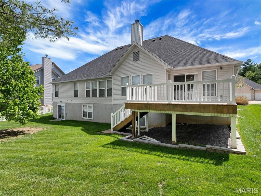 Photo of 113 Christopher Place, St Louis, MO 63129 (MLS # 26024686)