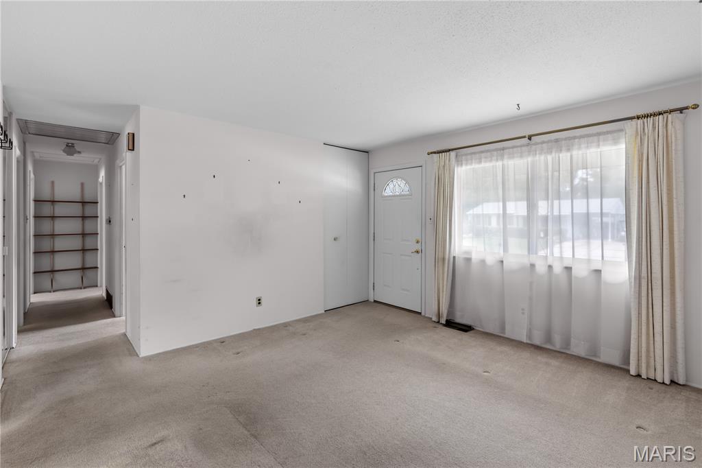4826 Plum Tree Circle