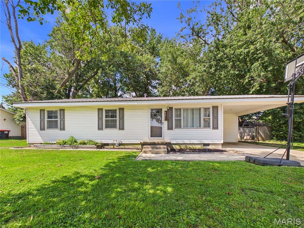 Photo of 807 W Jenkins Street, Advance, MO 63730 (MLS # 26047730)
