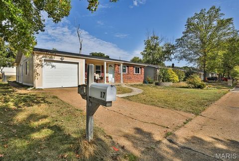 Tiny photo for 17 Roland Avenue, Ballwin, MO 63021 (MLS # 25069472)