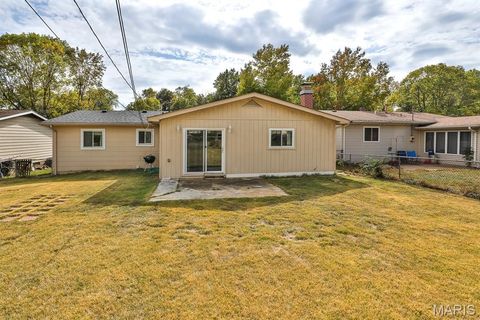 Tiny photo for 17 Roland Avenue, Ballwin, MO 63021 (MLS # 25069472)