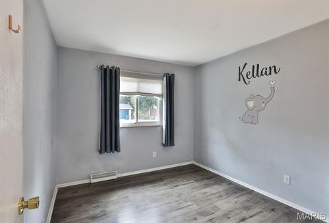 Tiny photo for 17 Roland Avenue, Ballwin, MO 63021 (MLS # 25069472)
