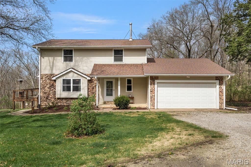 Photo of 25111 Schuetzenground Road, Warrenton, MO 63383 (MLS # 26019733)