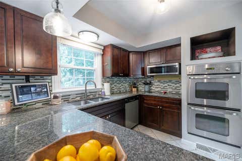 Tiny photo for 1526 Candish Lane, Chesterfield, MO 63017 (MLS # 26045901)