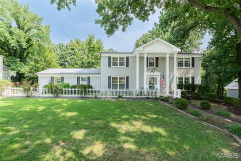 Photo of 1526 Candish Lane, Chesterfield, MO 63017 (MLS # 26045901)