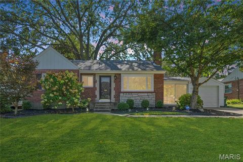 1405 Culverhill Drive Webster Groves MO 63119