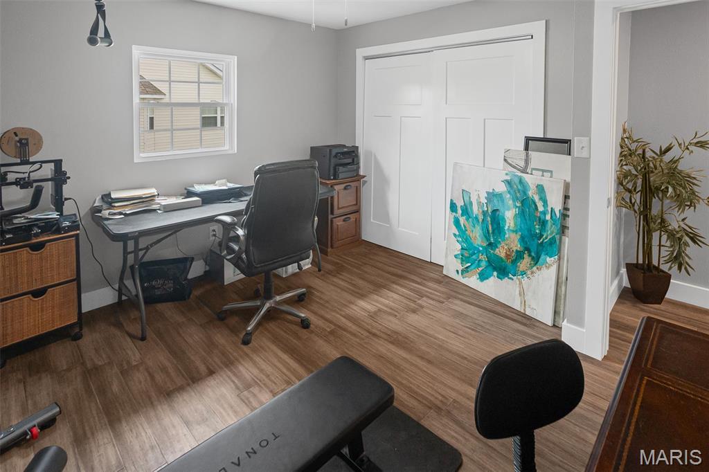 Edwardsville, Illinois 62025, United States, 4 Bedrooms Bedrooms, ,3 BathroomsBathrooms,Residential,Pending,111991