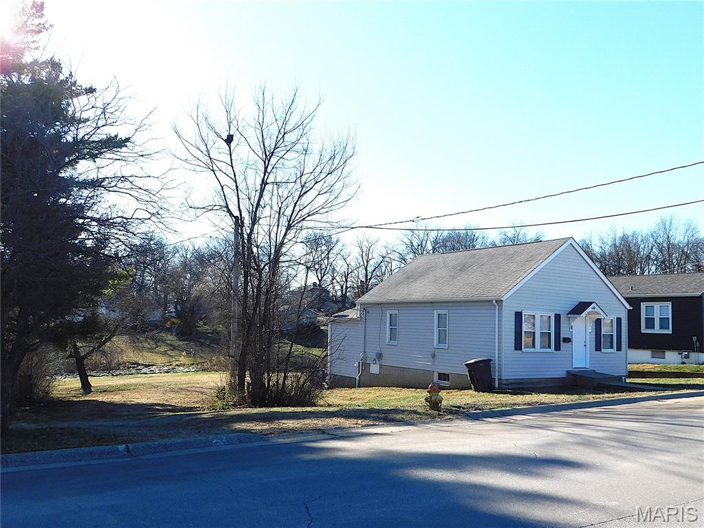 650 W College Street