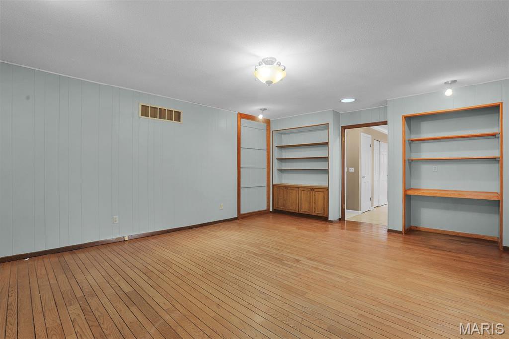 Seven Pines - Residential