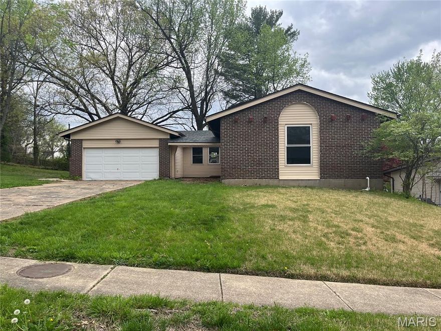 Beautifully updated three-bedroom, two-bathroom home featuring modern upgrades. Inside, you’ll find gleaming hardwood floors, built-in bookcases, and a wood-burning fireplace that creates a cozy living space. The kitchen boasts all new appliances, fresh paint, and new LVP flooring throughout. Both bathrooms have been tastefully updated, while the spacious bedrooms offer walk-in closets for ample storage. Enjoy the versatility of an unfinished walkout basement—perfect for future expansion or extra storage. Move-in ready and thoughtfully updated, this home seamlessly blends comfort, style, and potential.