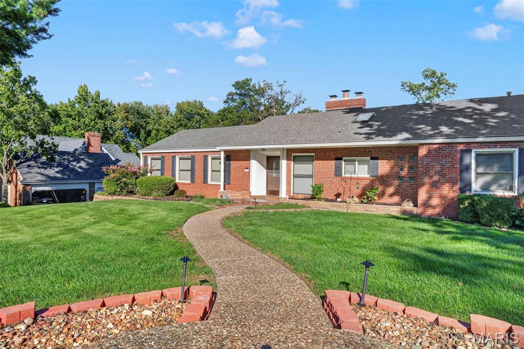 2310 N Ballas Road