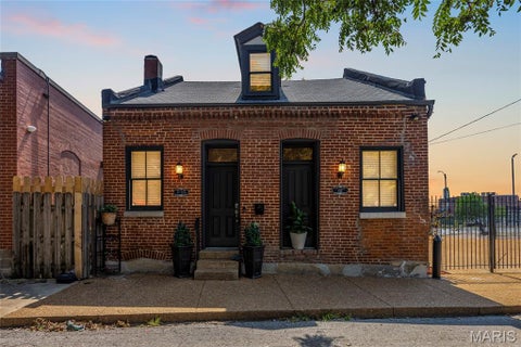 Photo of 2106 S 8th Street, St Louis, MO 63104 (MLS # 26058621)