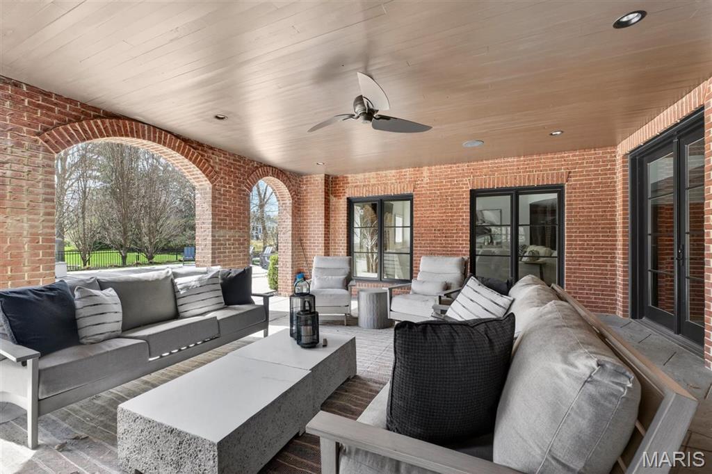 Lynnbrook Add - Residential