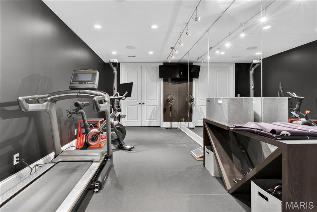 Lynnbrook Add - Residential