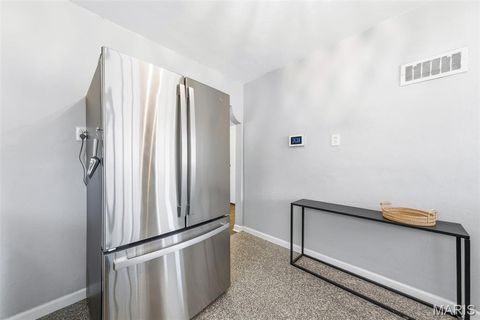 Tiny photo for 5730 Pernod Avenue, St Louis, MO 63139 (MLS # 26007715)