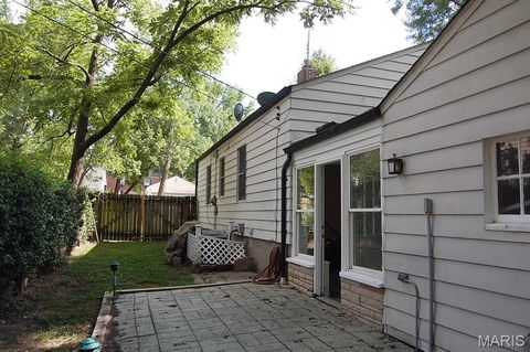 Tiny photo for 814 Dickson Street, Kirkwood, MO 63122 (MLS # 26013076)