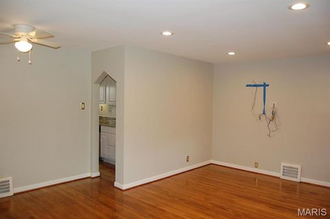 Tiny photo for 814 Dickson Street, Kirkwood, MO 63122 (MLS # 26013076)