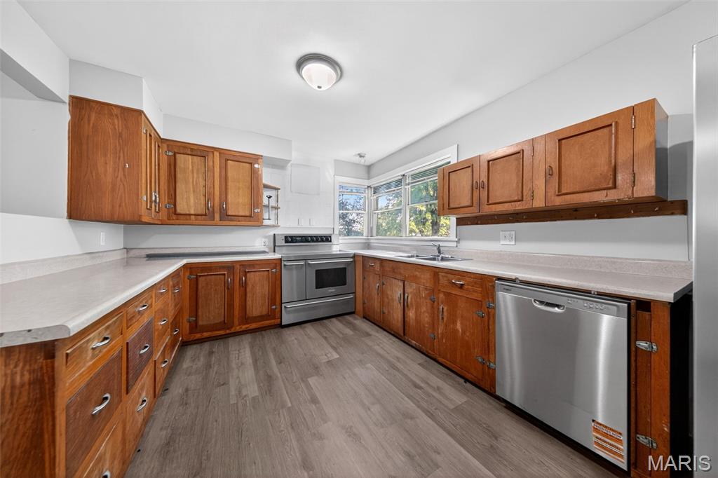 A B Cardwells - Residential