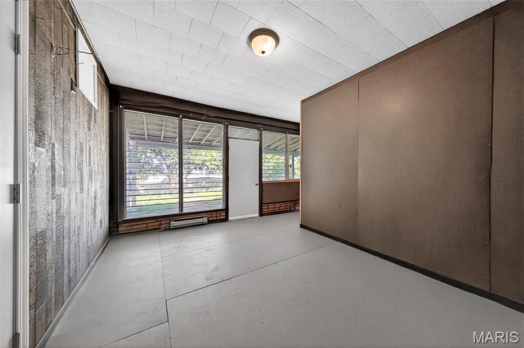 A B Cardwells - Residential