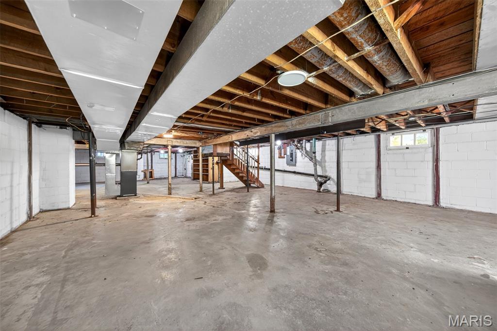 A B Cardwells - Residential