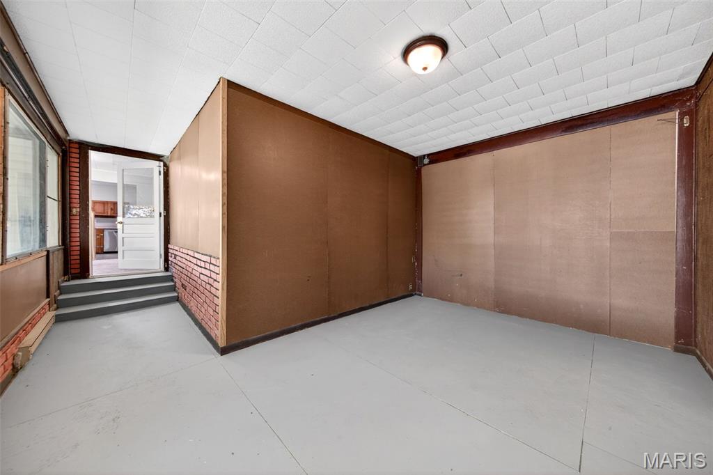 A B Cardwells - Residential