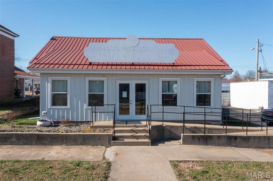 Welcome to an exceptional opportunity in the heart of downtown Fredericktown! This prime commercial property, formerly the Fredericktown Vision Center, is now available for sale and promises to be an ideal office space for any thriving business. Boasting an outstanding location, this property offers limitless possibilities to realize your business dreams. The spacious reception area greets you upon entry and seamlessly flows into a large open space that can be easily transformed into additional offices or utilized for various business functions. Embrace the potential this versatile space presents and establish your presence in the vibrant downtown community of Fredericktown. Don't miss out on making this outstanding office space your new business headquarters. Schedule your showing today and imagine the future possibilities! All offers on MO Forms Only. Location: City, Downtown, High Traffic