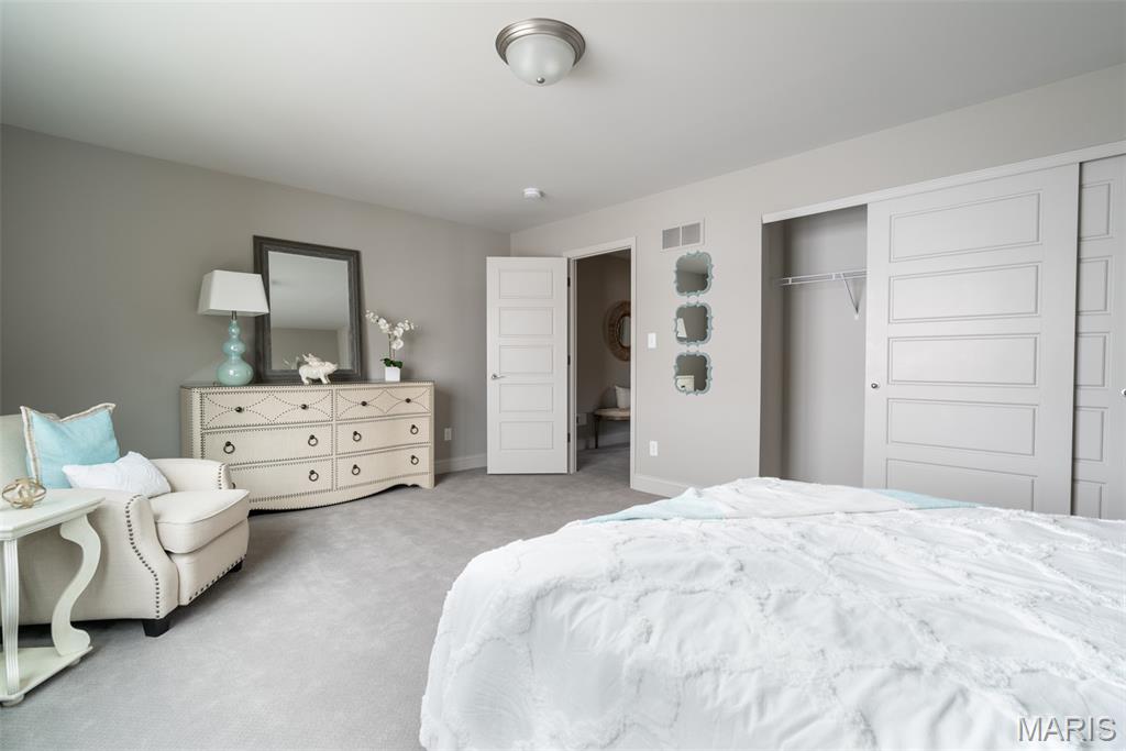 The Pointe @ Brightleaf Manor Villas - Residential