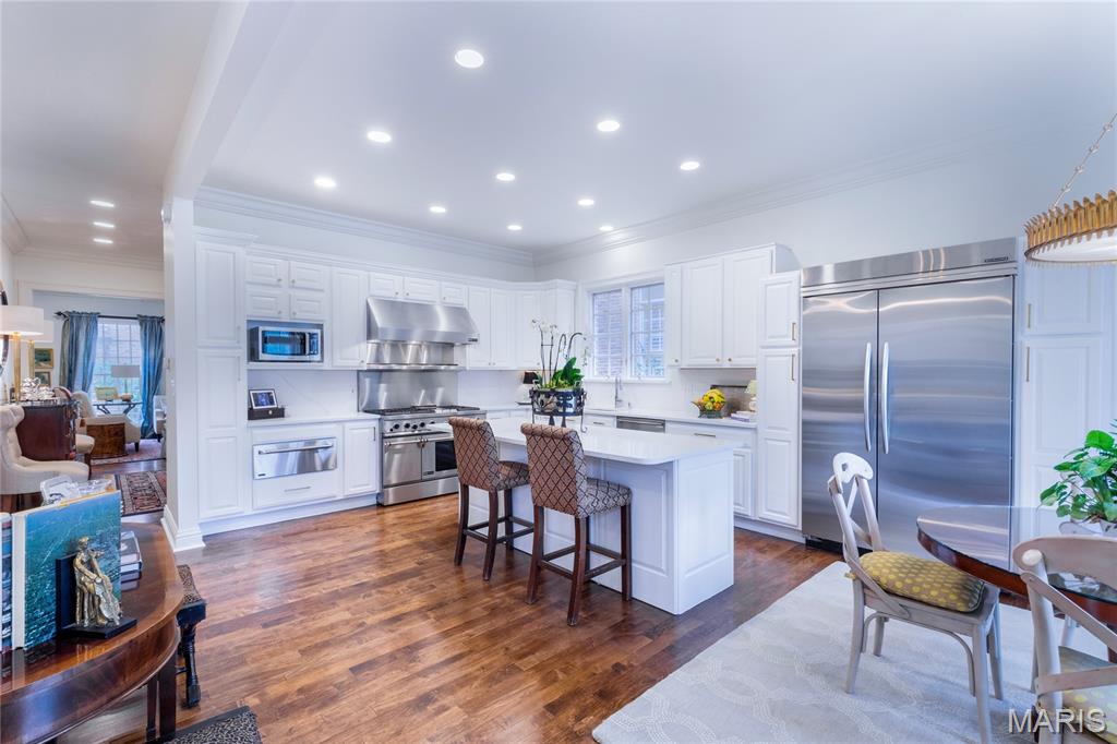 Commons Condo Ph 1 The - Residential