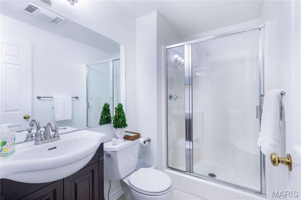 Commons Condo Ph 1 The - Residential