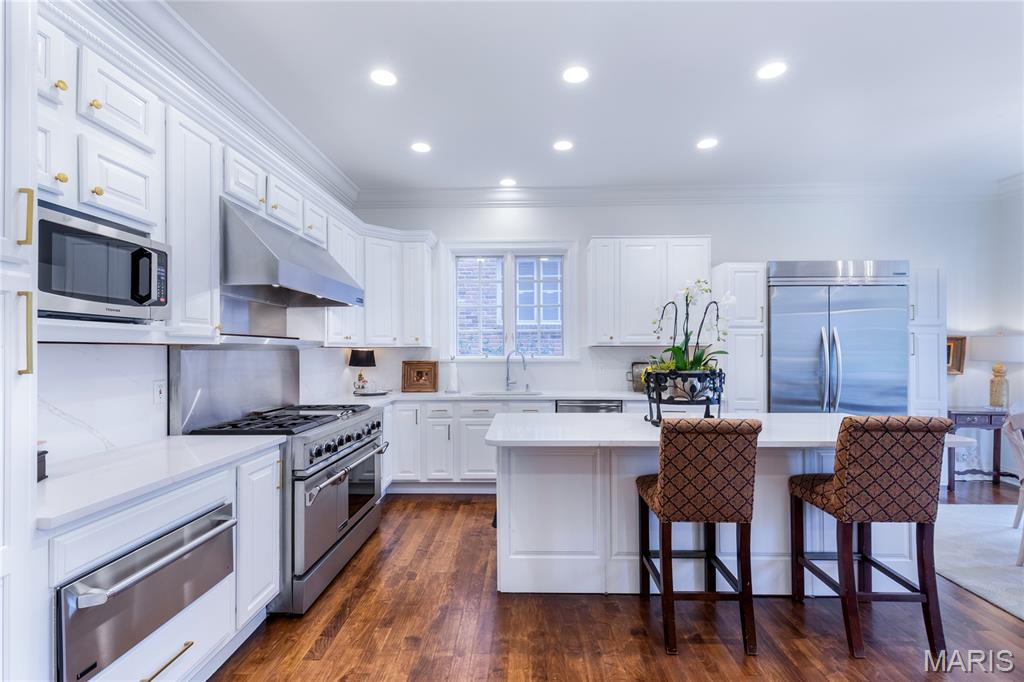 Commons Condo Ph 1 The - Residential