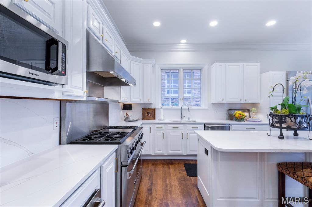 Commons Condo Ph 1 The - Residential