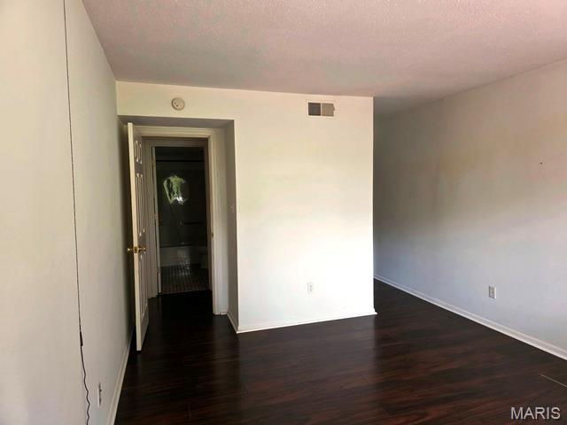1400 Heritage Landing 110