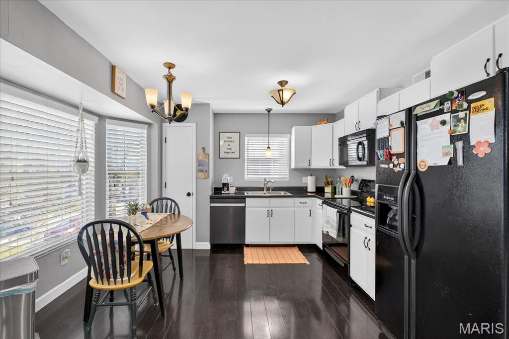 Stone Ridge Estate Condos - Residential