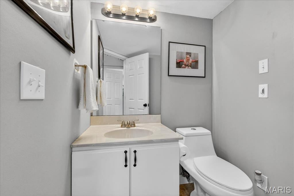 Stone Ridge Estate Condos - Residential