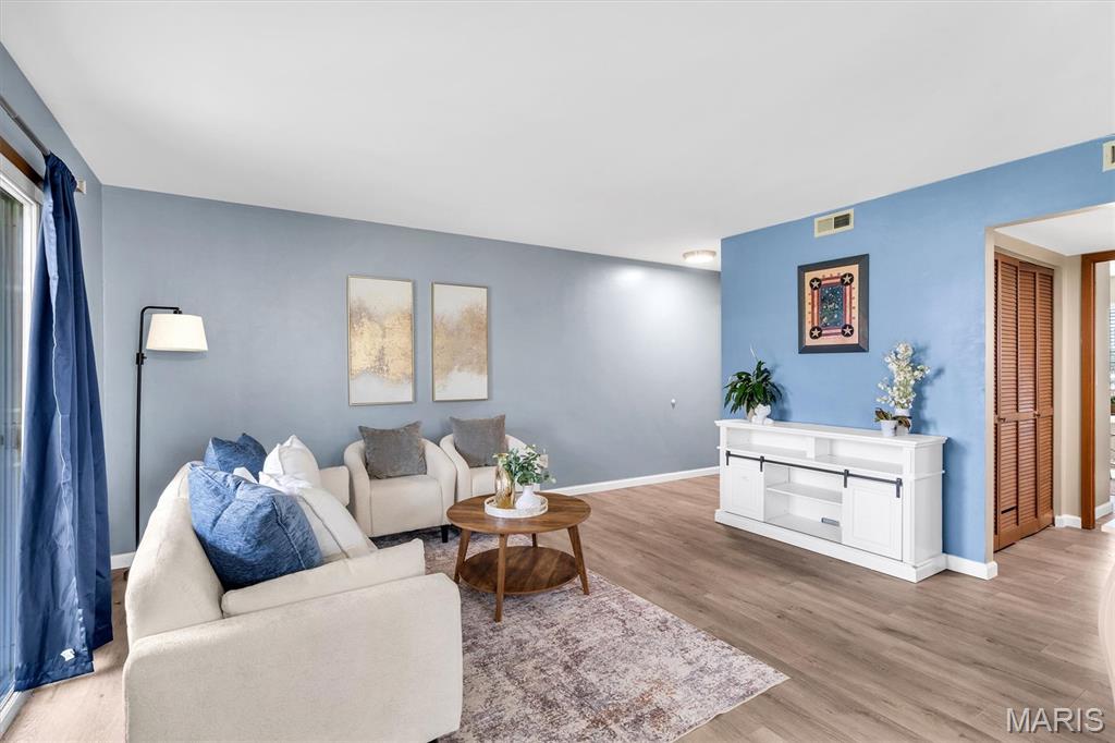 Stone Ridge Estate Condos - Residential