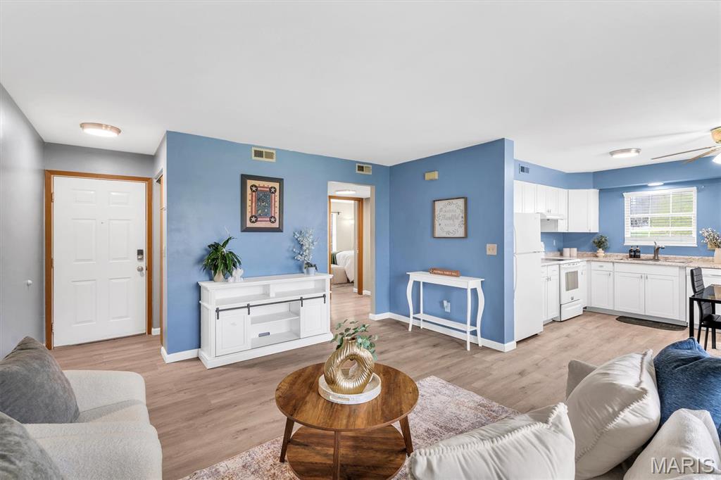 Stone Ridge Estate Condos - Residential