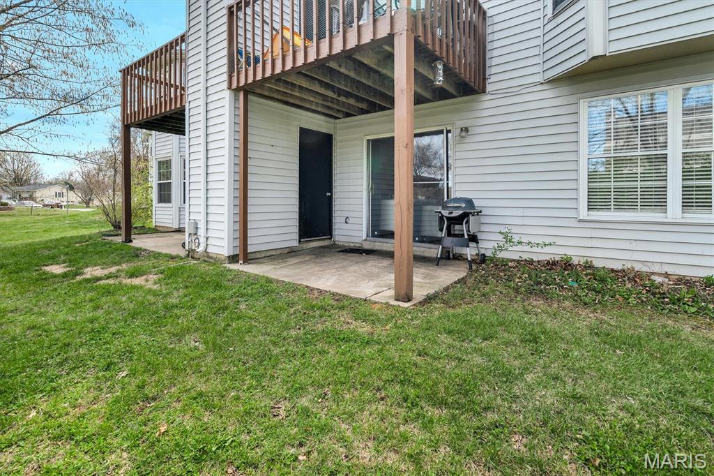 Stone Ridge Estate Condos - Residential